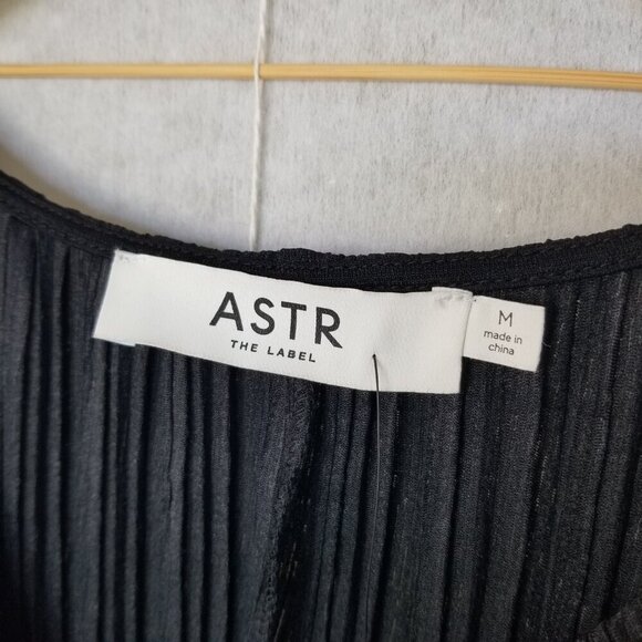 New Black Formal Dress Column Size Medium ASTR the Label Silky Pleated NWT - Picture 6 of 13